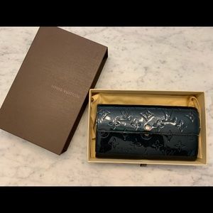 Authentic Louis Vuitton Wallet
